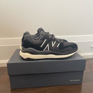 Never Worn New Balance 57/40 Black